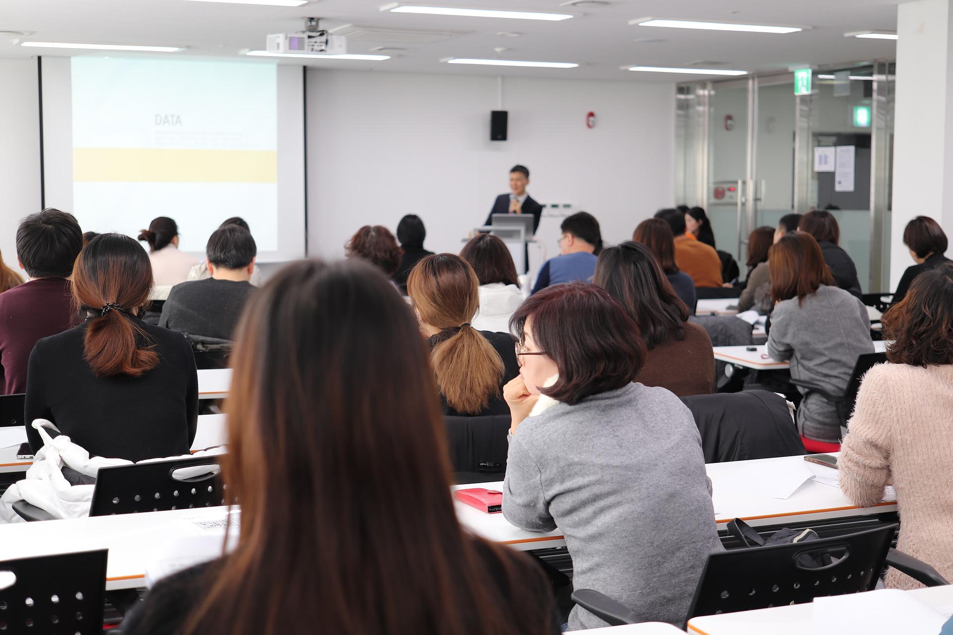 california transfer student services with transfer workshops to learn California community college transfer process